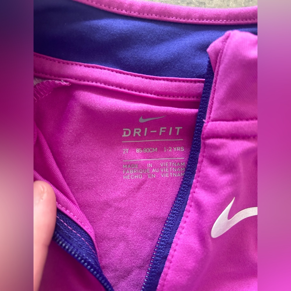 Nike/ Champion bundle! - Picture 4 of 8